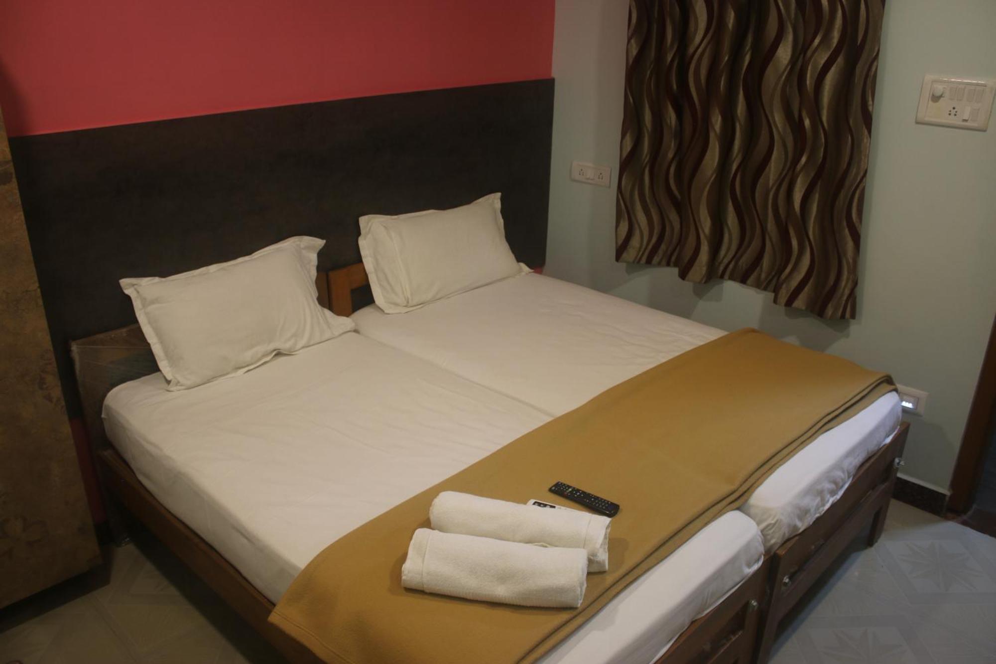 Hotel Sikara, Kumbakonam Εξωτερικό φωτογραφία